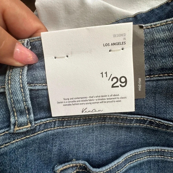 Kancan Ladies Mid Rise Flare Dark Wash Denim Jeans in Size 11/29 - Picture 6 of 8